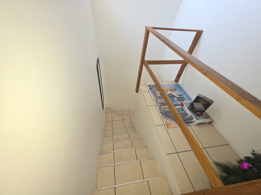 2 Bedroom Property for Sale in Bredasdorp Western Cape